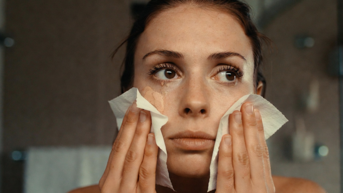 Are Makeup Wipes Bad for Your Skin What Dermatologists Say